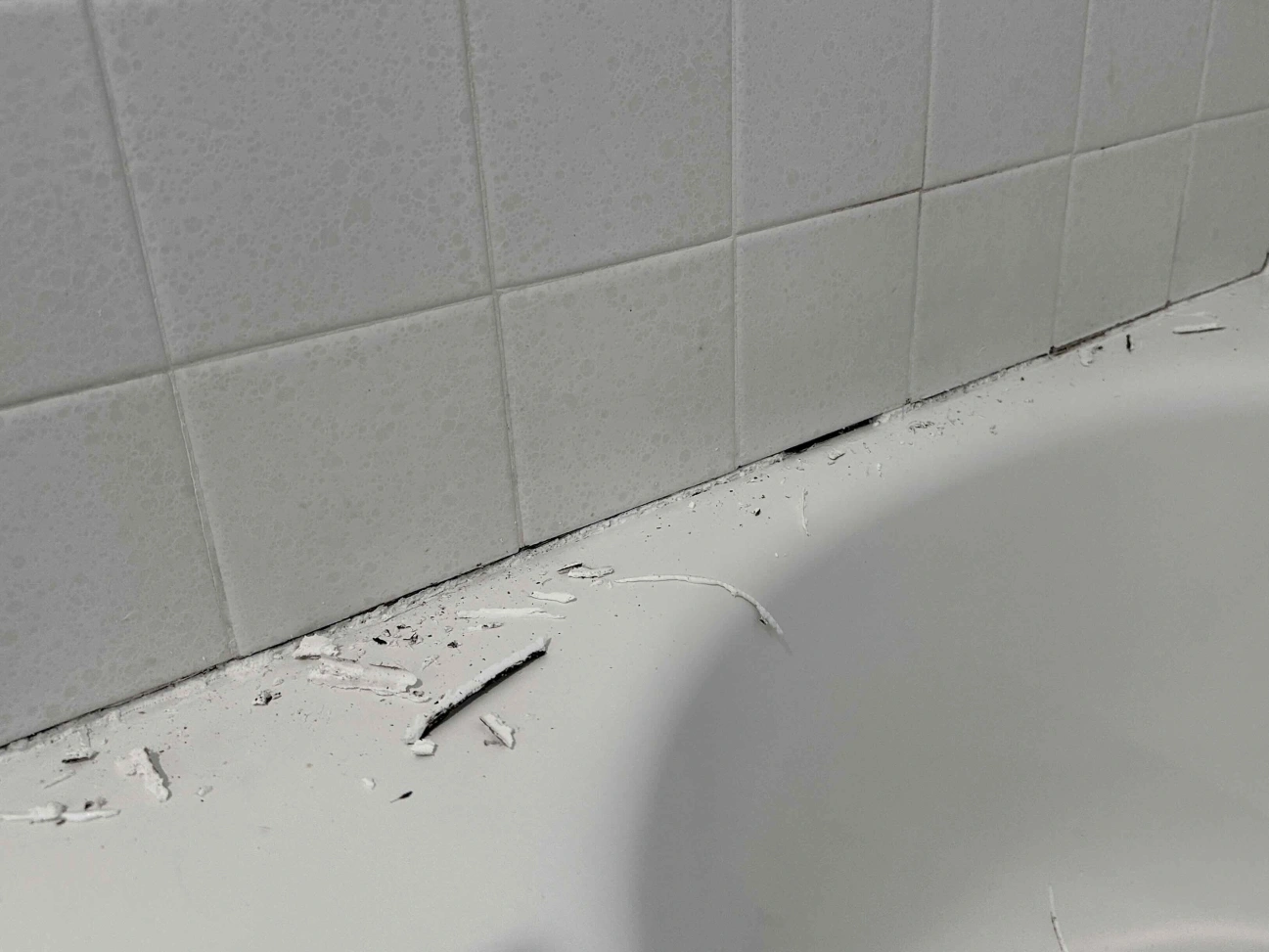 Replacing Shower Caulk? Read These 7 Things I Learned First